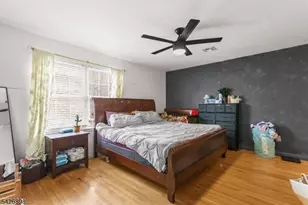 135 Highland Ave, Newark, NJ 07104 - Photo 15