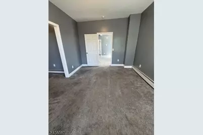 23 Elliott St, Newark, NJ 07104 - Photo 5