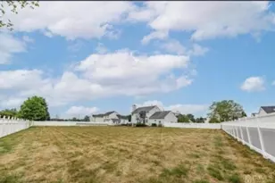 5 Gunther Loop, Franklin Township, NJ 08873 - Photo 3