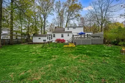 8-10 Lessing Rd, West Orange Township, NJ 07052 - Photo 33