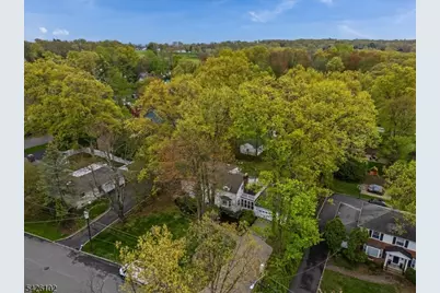 8-10 Lessing Rd, West Orange Township, NJ 07052 - Photo 35