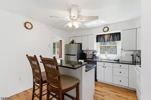 15 Valley Trail, Jefferson Township, NJ 07438 - Photo 5