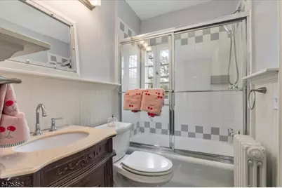 754 Dixie Ln, Plainfield, NJ 07062 - Photo 29