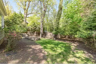 754 Dixie Ln, Plainfield, NJ 07062 - Photo 37