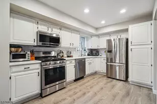 92 Summit Ct, Westfield, NJ 07090 - Photo 5