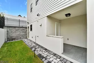 182 A East 25th St, Paterson, NJ 07514 - Photo 3