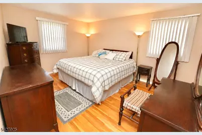16 Morse Pl, Belleville, NJ 07109 - Photo 9