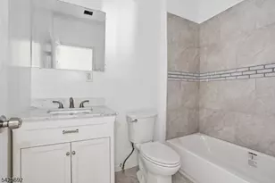 826 S 15th St, Newark, NJ 07108 - Photo 13
