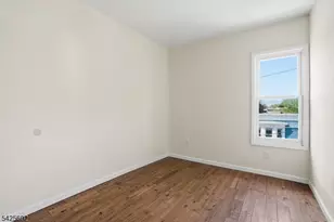 826 S 15th St, Newark, NJ 07108 - Photo 9