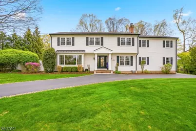 120 Tam O Shanter Dr, Mahwah, NJ 07430 - Photo 1