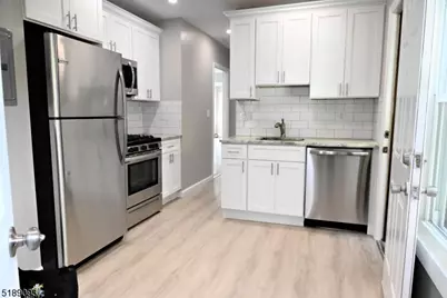 37 Bloomfield Ave #2, Caldwell, NJ 07006 - Photo 3