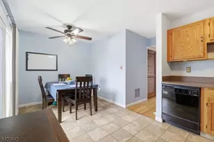 82 Cliffwood Ave, Aberdeen Township, NJ 07721 - Photo 11