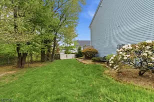 82 Cliffwood Ave, Aberdeen Township, NJ 07721 - Photo 21