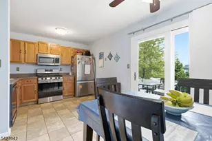 82 Cliffwood Ave, Aberdeen Township, NJ 07721 - Photo 3