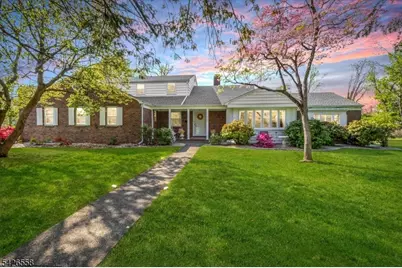 544 W 8th St, Plainfield City, NJ 07060 - Photo 1