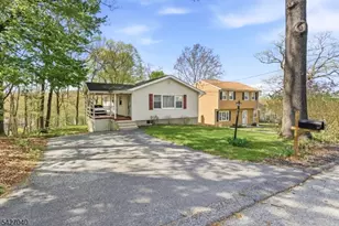 42 Erie Ave, Rockaway Township, NJ 07866 - Photo 25
