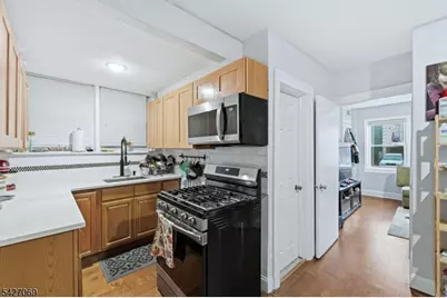 328 John St #1, Elizabeth, NJ 07202 - Photo 5
