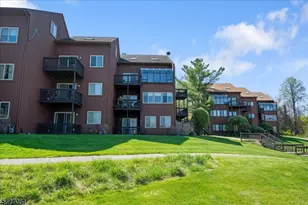 6 Falkenstein Dr, Vernon, NJ 07462 - Photo 5