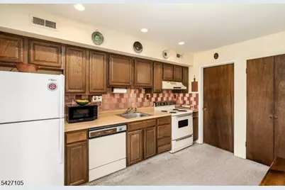 118 Bluebird Dr #3B, Hillsborough Township, NJ 08844 - Photo 13