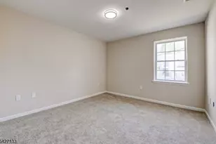 15-21 Oraton St, Newark, NJ 07104 - Photo 15