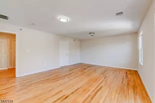 15-21 Oraton St, Newark, NJ 07104 - Photo 43