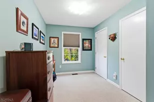 32 Hibernia Rd, Rockaway Township, NJ 07866 - Photo 11