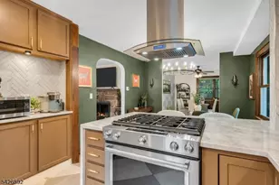 10 Passaic Ave, Roseland, NJ 07068 - Photo 23