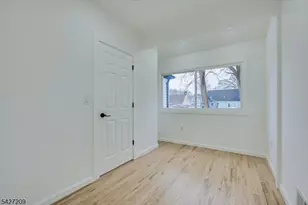 418 E 5th Ave, Roselle, NJ 07203 - Photo 15