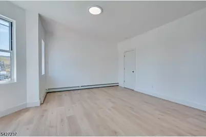 520 E Jersey St #2, Elizabeth, NJ 07206 - Photo 9