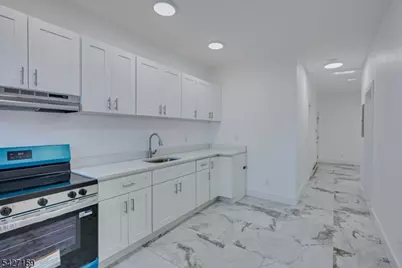 520 E Jersey St #1, Elizabeth, NJ 07206 - Photo 21