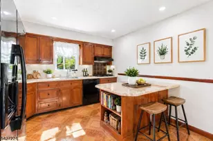 188 Kerrigan Blvd, Newark, NJ 07106 - Photo 9