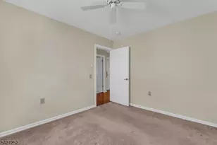 81 Woodstock Dr, Berkeley Township, NJ 08757 - Photo 13