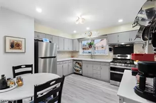 909 Newark Ave, Manville, NJ 08835 - Photo 9