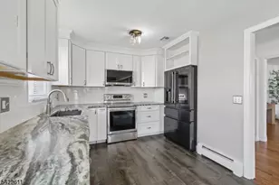 518 Edith Rd, Roxbury Township, NJ 07850 - Photo 9