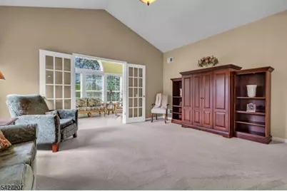 282 Longwood Ln, Franklin Township, NJ 08873 - Photo 15