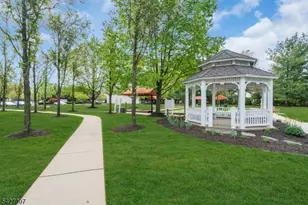 282 Longwood Ln, Franklin Township, NJ 08873 - Photo 43