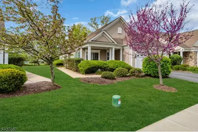 282 Longwood Ln, Franklin Township, NJ 08873 - Photo 3