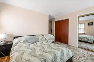 48 Quartz Ln, Paterson, NJ 07501 - Photo 9