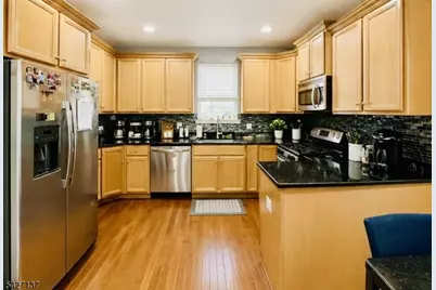 162 Sowers Dr, Mount Olive, NJ 07840 - Photo 3