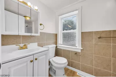1014 Railroad Ave, Harmony Township, NJ 08865 - Photo 17