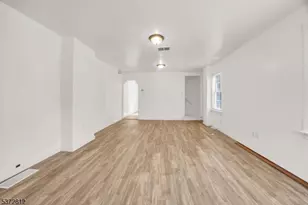1014 Railroad Ave, Harmony Township, NJ 08865 - Photo 9