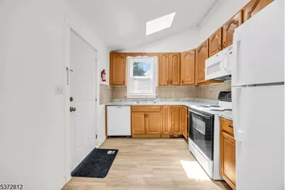 1014 Railroad Ave, Harmony Township, NJ 08865 - Photo 5