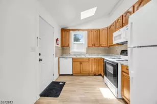 1014 Railroad Ave, Harmony Township, NJ 08865 - Photo 5