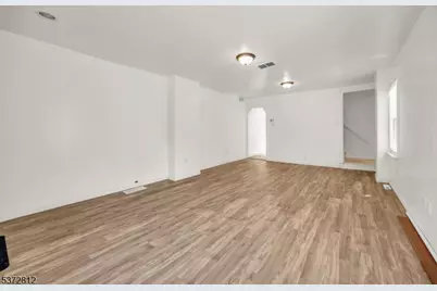 1014 Railroad Ave, Harmony Township, NJ 08865 - Photo 11