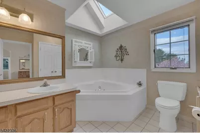 39 Squire Hill Rd, Washington Township, NJ 07853 - Photo 25