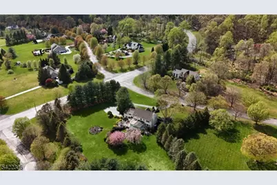 39 Squire Hill Rd, Washington Township, NJ 07853 - Photo 45