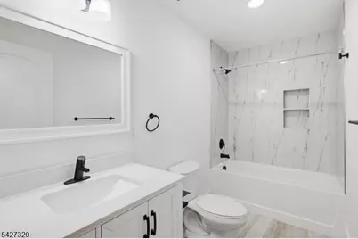 301 Chilton St, Elizabeth, NJ 07208 - Photo 17