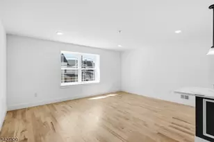 301 Chilton St, Elizabeth, NJ 07208 - Photo 15