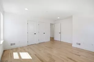 301 Chilton St, Elizabeth, NJ 07208 - Photo 23