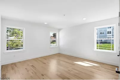 301 Chilton St, Elizabeth, NJ 07208 - Photo 21